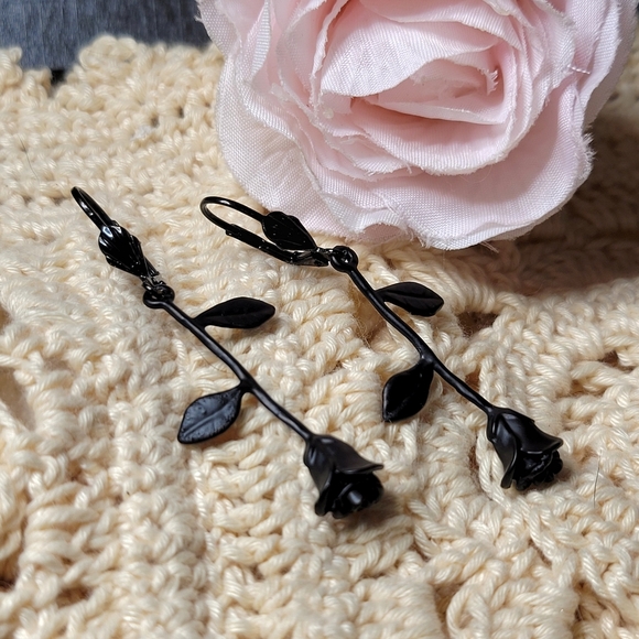 Long Stem Black Rose Earrings - Picture 6 of 11